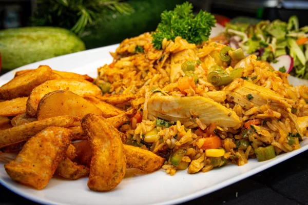 Arroz con pollo caribeño